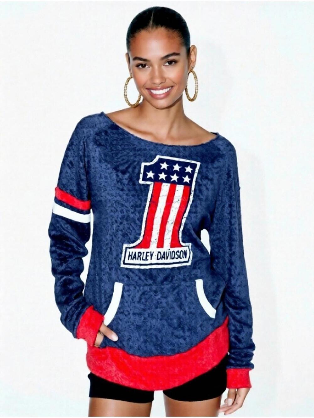 WI Milw Harley Davidson Museum mtorcycle Sweatshirt Women Red White Blue Sz S